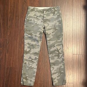 GAP Camouflage Girlfriend Chinos